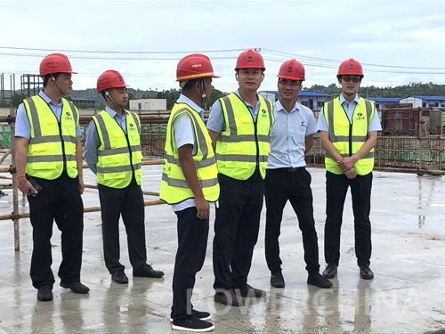 电建国际亚太区域副总经理到柬埔寨金水佳苑项目检查指导
