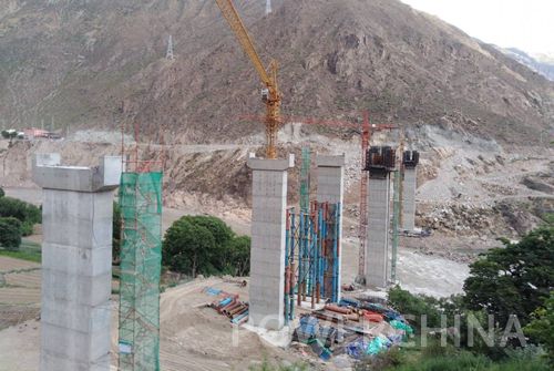 二分局苏洼龙金沙江大桥项目进入上部结构施工