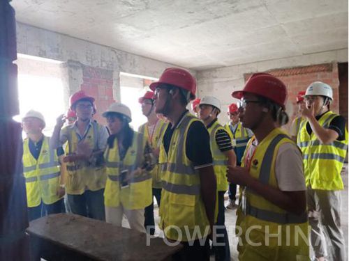 六分局邀请房建技术专家到项目培训指导