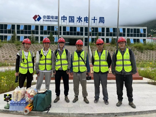 整装待发  奔赴梦和远方