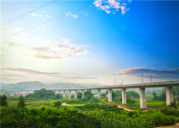 成都轨道交通18号线高架区间