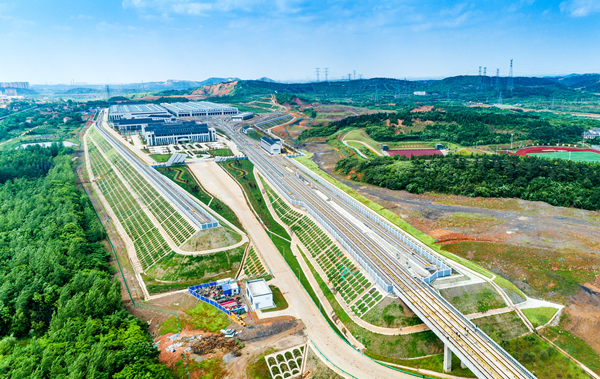 武汉市轨道交通11号线长岭山车辆段